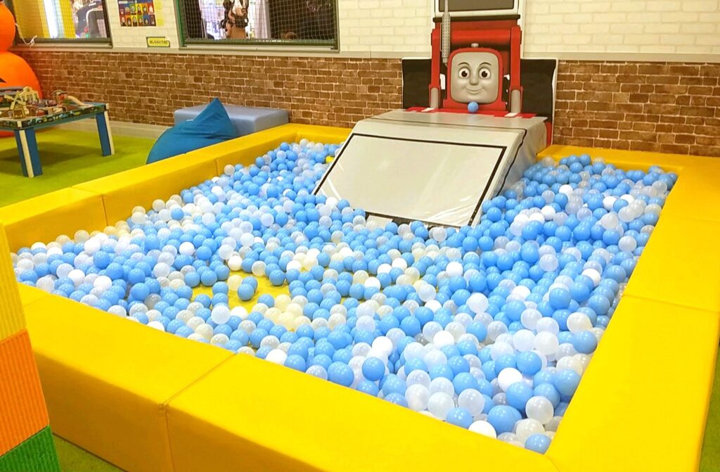 Thomas Station Ball Pool