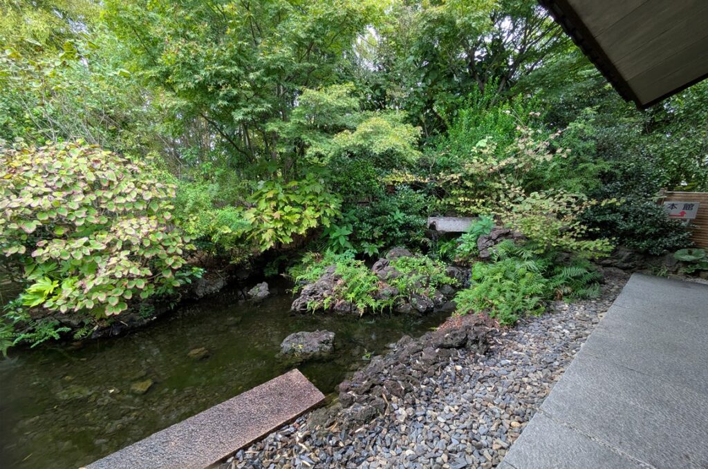 Kuboso_Garden Small River
